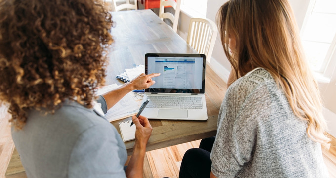 Personal Financial Service for Private Individuals